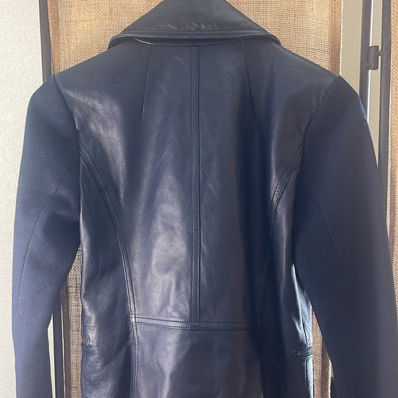 ‎Jacket - Picture 6 of 12